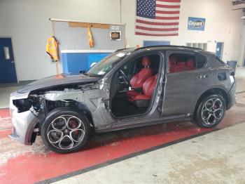  Salvage Alfa Romeo Stelvio