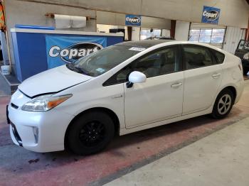  Salvage Toyota Prius