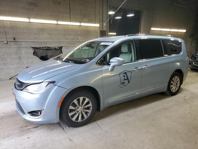  Salvage Chrysler Pacifica