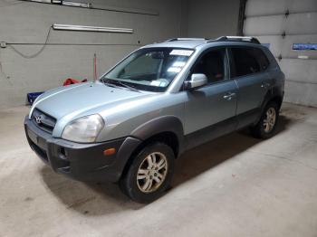  Salvage Hyundai TUCSON