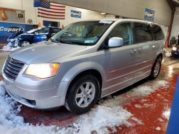  Salvage Chrysler Minivan