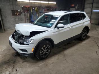  Salvage Volkswagen Tiguan