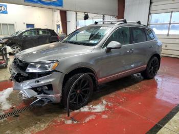  Salvage Volkswagen Touareg