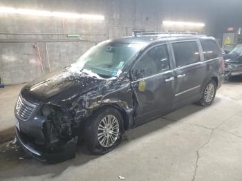  Salvage Chrysler Minivan