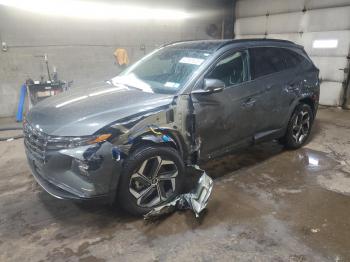  Salvage Hyundai TUCSON