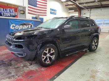  Salvage Jeep Cherokee