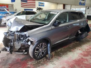  Salvage Mitsubishi Outlander