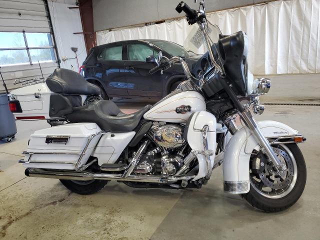  Salvage Harley-Davidson Fl