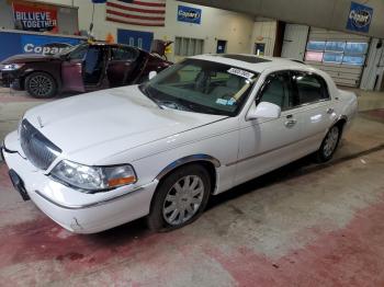  Salvage Lincoln Towncar