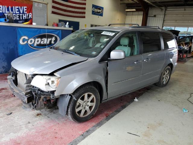  Salvage Chrysler Minivan