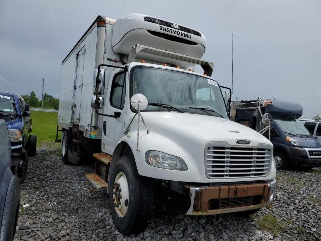  Salvage Freightliner M2 106 Med