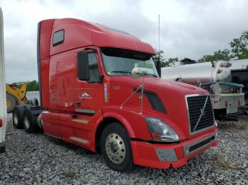  Salvage Volvo Vnl