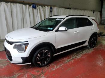  Salvage Kia Niro