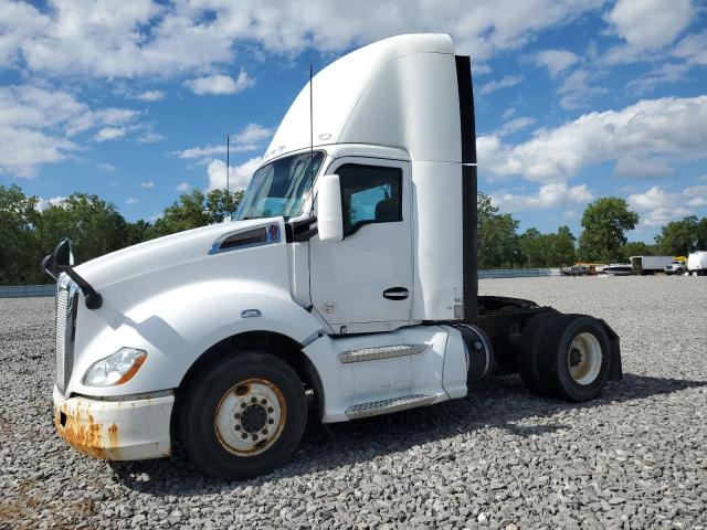  Salvage Kenworth Constructi