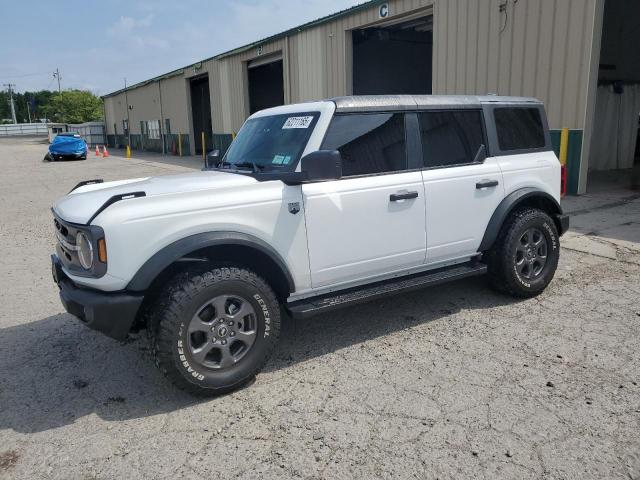  Salvage Ford Bronco