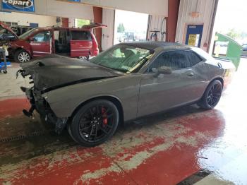  Salvage Dodge Challenger