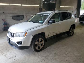  Salvage Jeep Compass