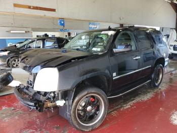 Salvage GMC Yukon