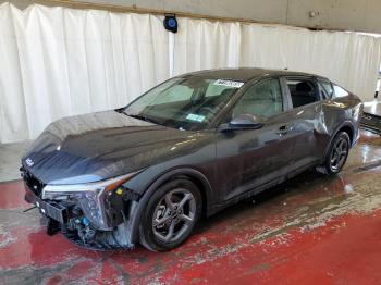  Salvage Kia K4 Lx