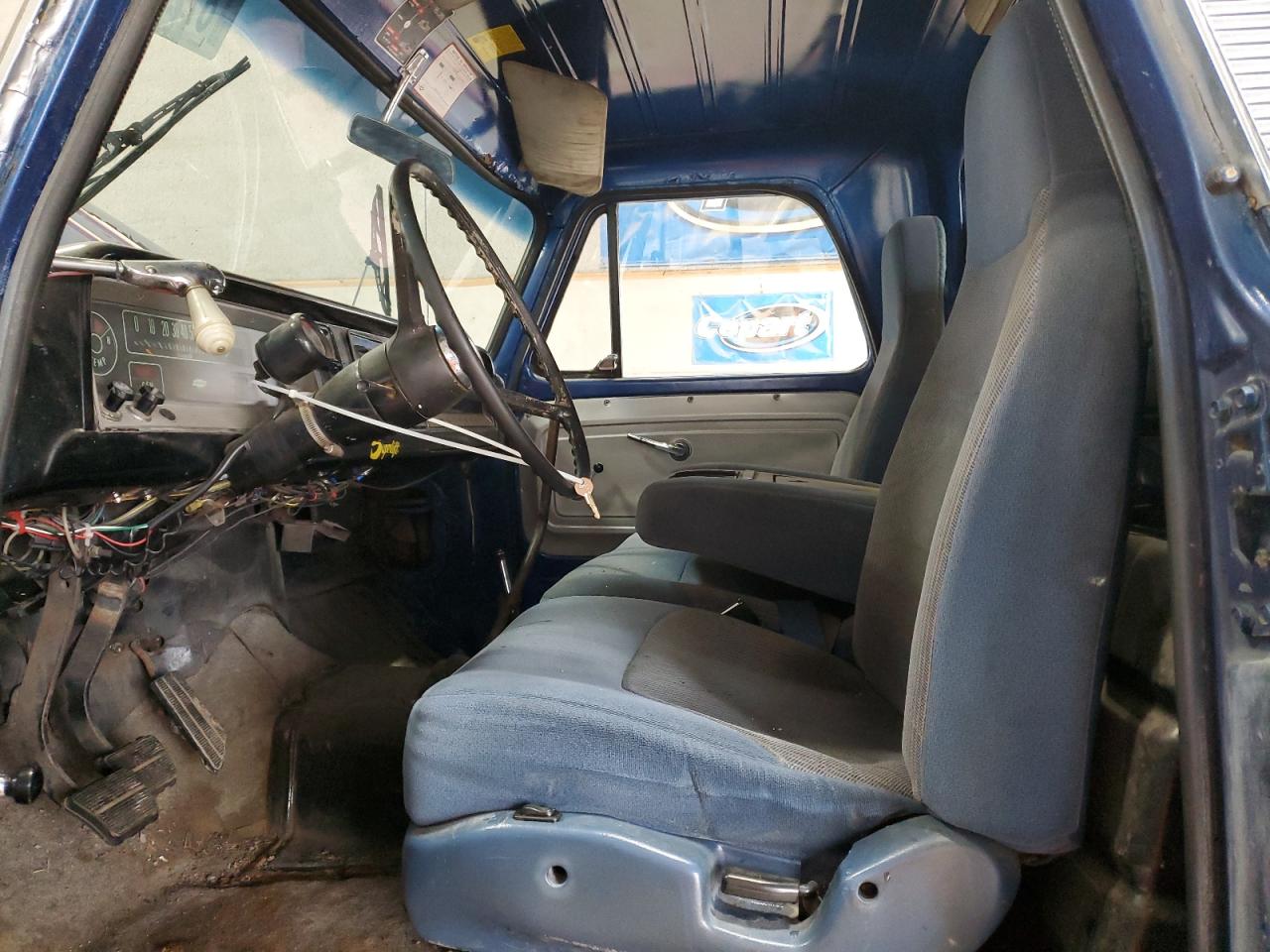 Chevrolet C20 Image 7