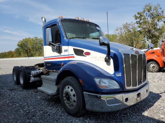  Salvage Peterbilt 579