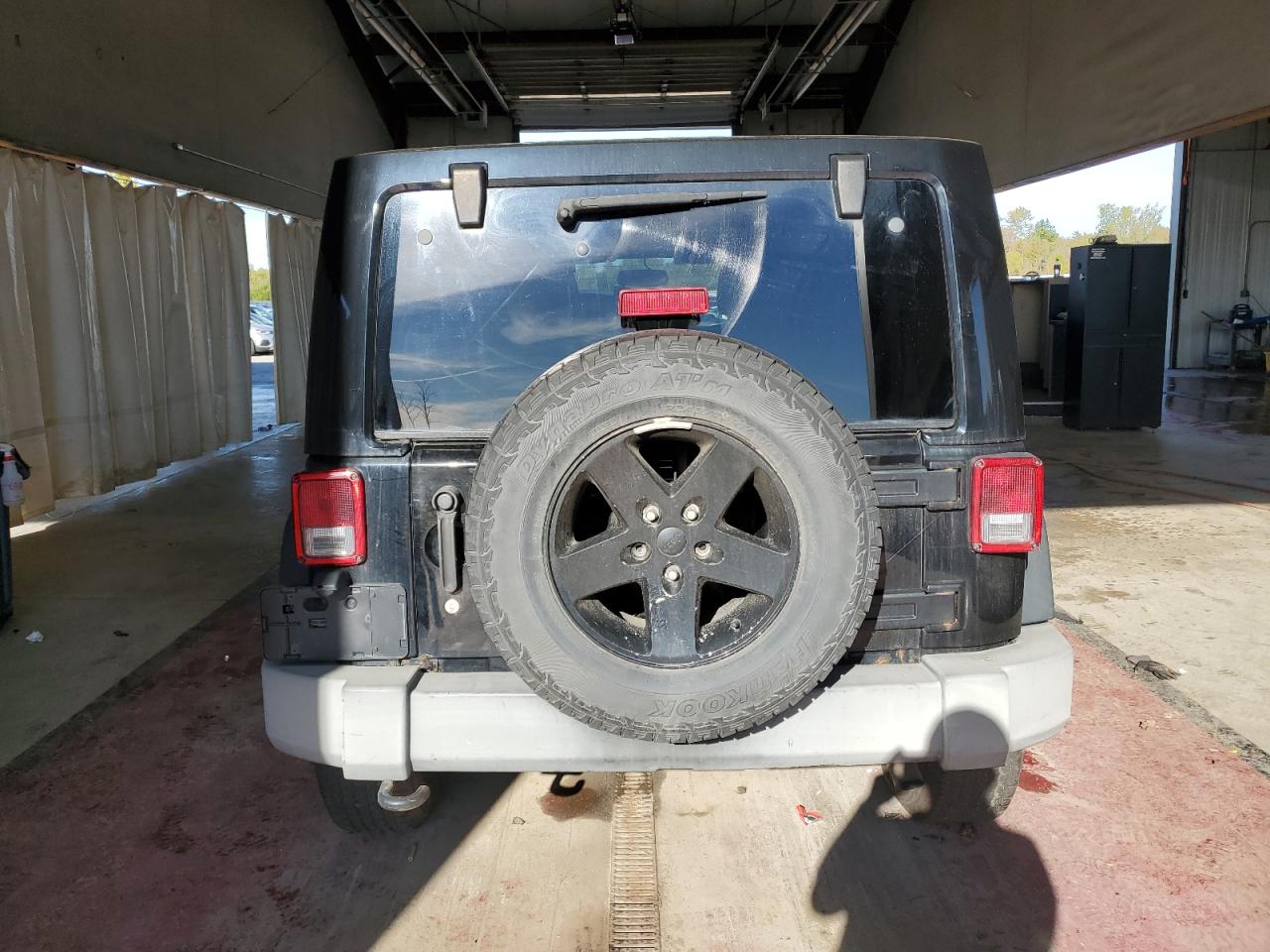 Jeep Wrangler Sport Image 6