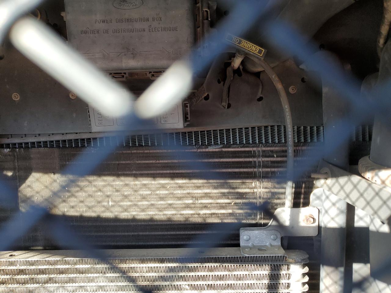 Ford F-550 Super Duty Stripped Chassis Image 9