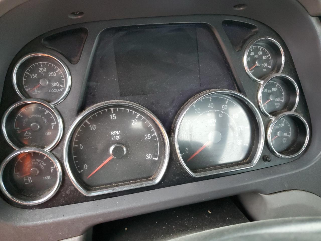 Peterbilt 579 Image 3