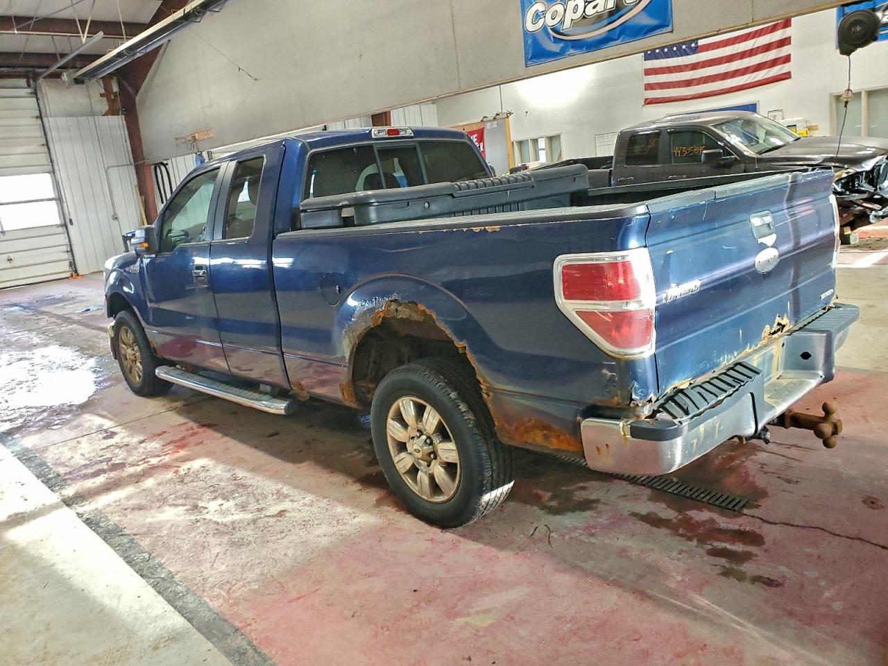 Ford F-150 Super Cab Image 2