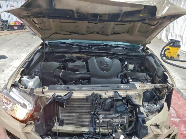 Toyota Tacoma Access Cab Image 12