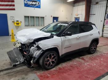  Salvage Jeep Compass