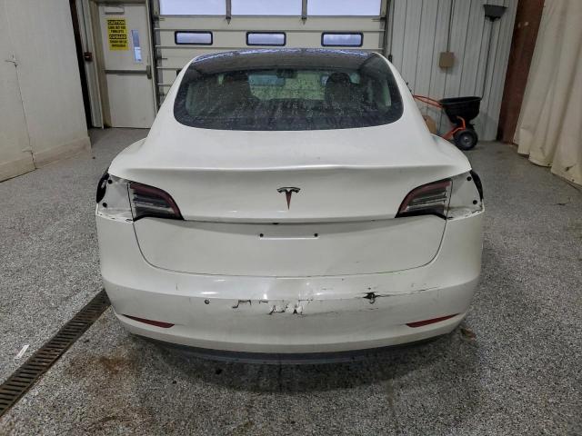 Tesla Model 3 Image 3