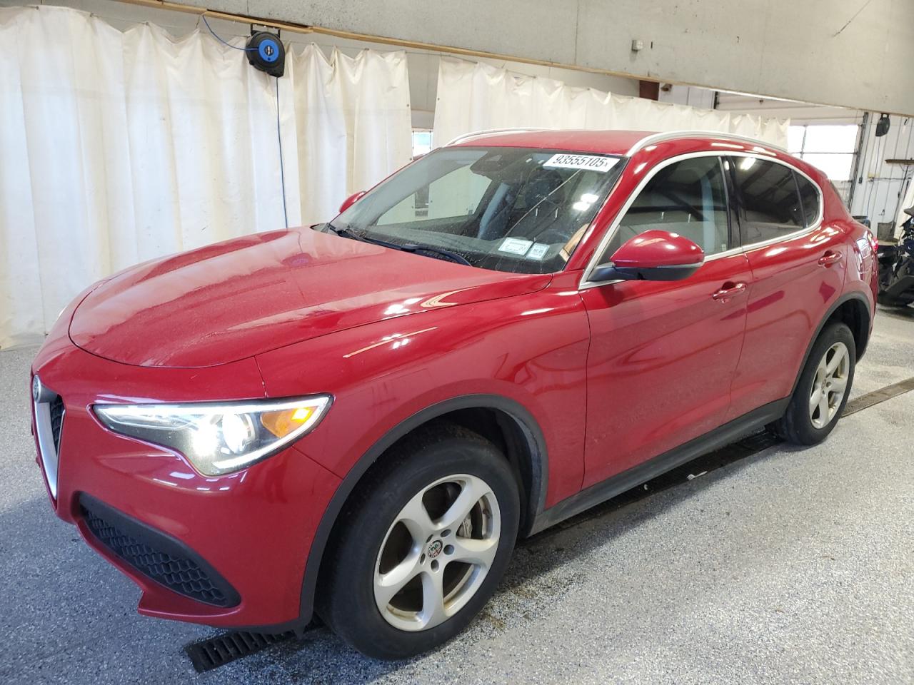 Alfa Romeo Stelvio Image 1