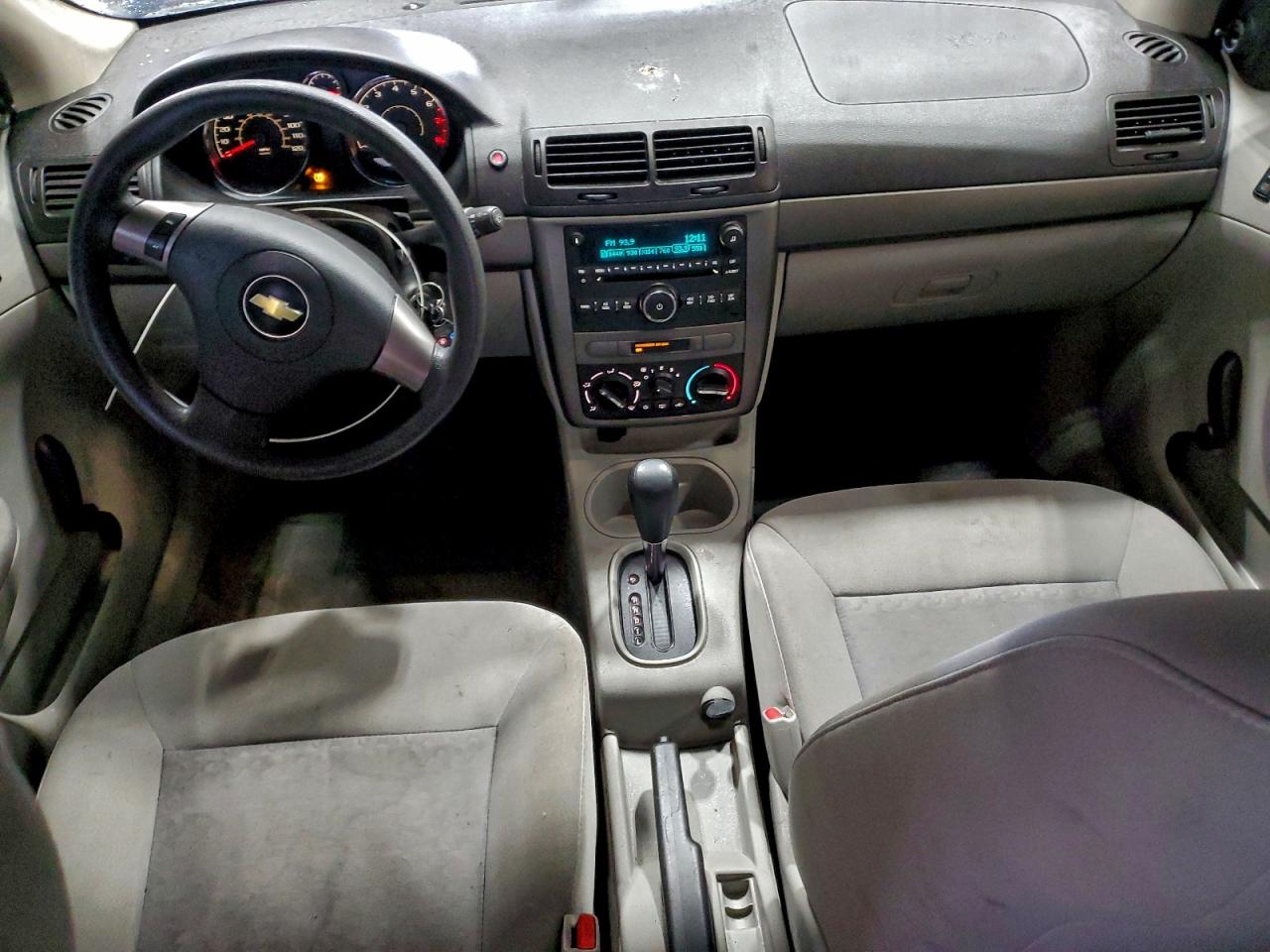 Chevrolet Cobalt Ls Ls Image 8