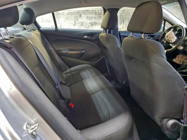 Chevrolet Cruze Ls Image 10