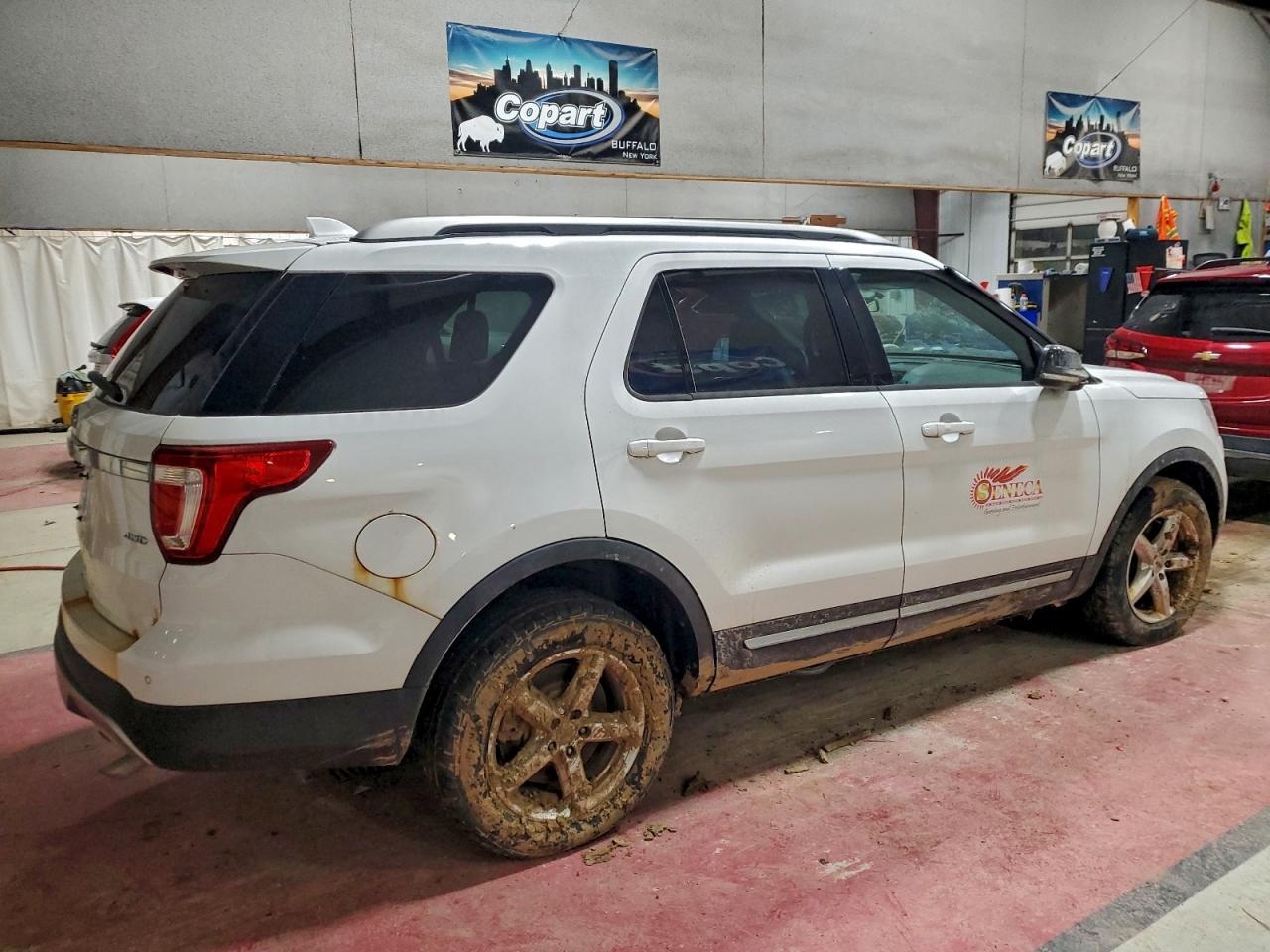 Ford Explorer Xlt Image 4
