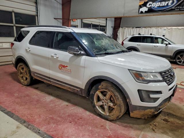 Ford Explorer Xlt Image 3