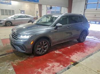  Salvage Volkswagen Tiguan