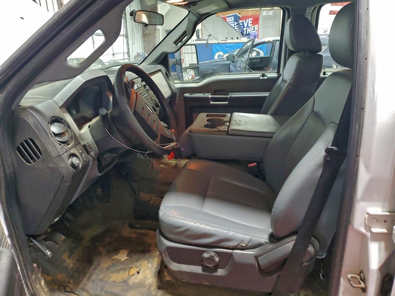 Ford F-250 Super Duty Image 6