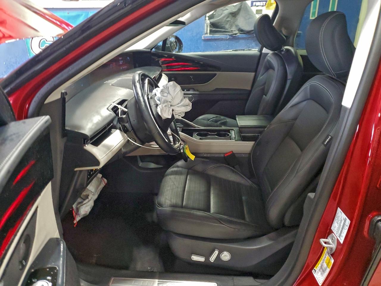 Lincoln Nautilus Reserve Image 14