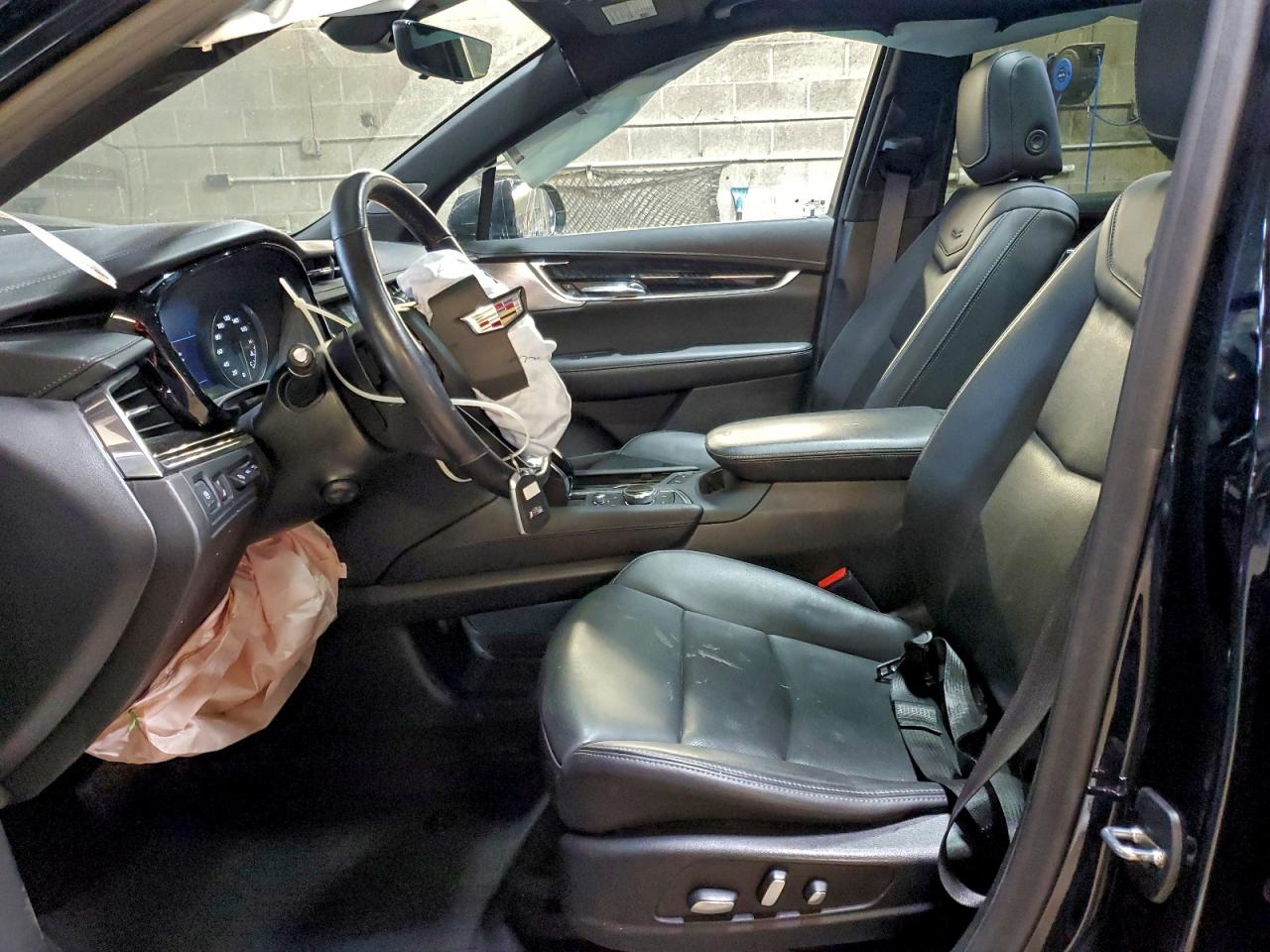 Cadillac XT6 Premium Luxury Image 13