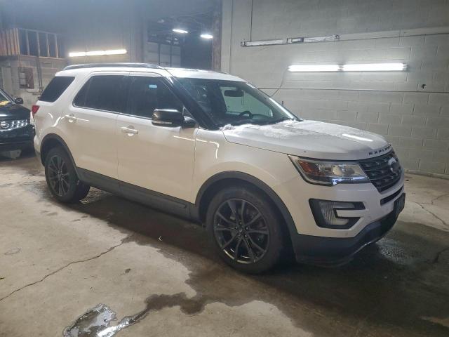 Ford Explorer Xlt Image 3