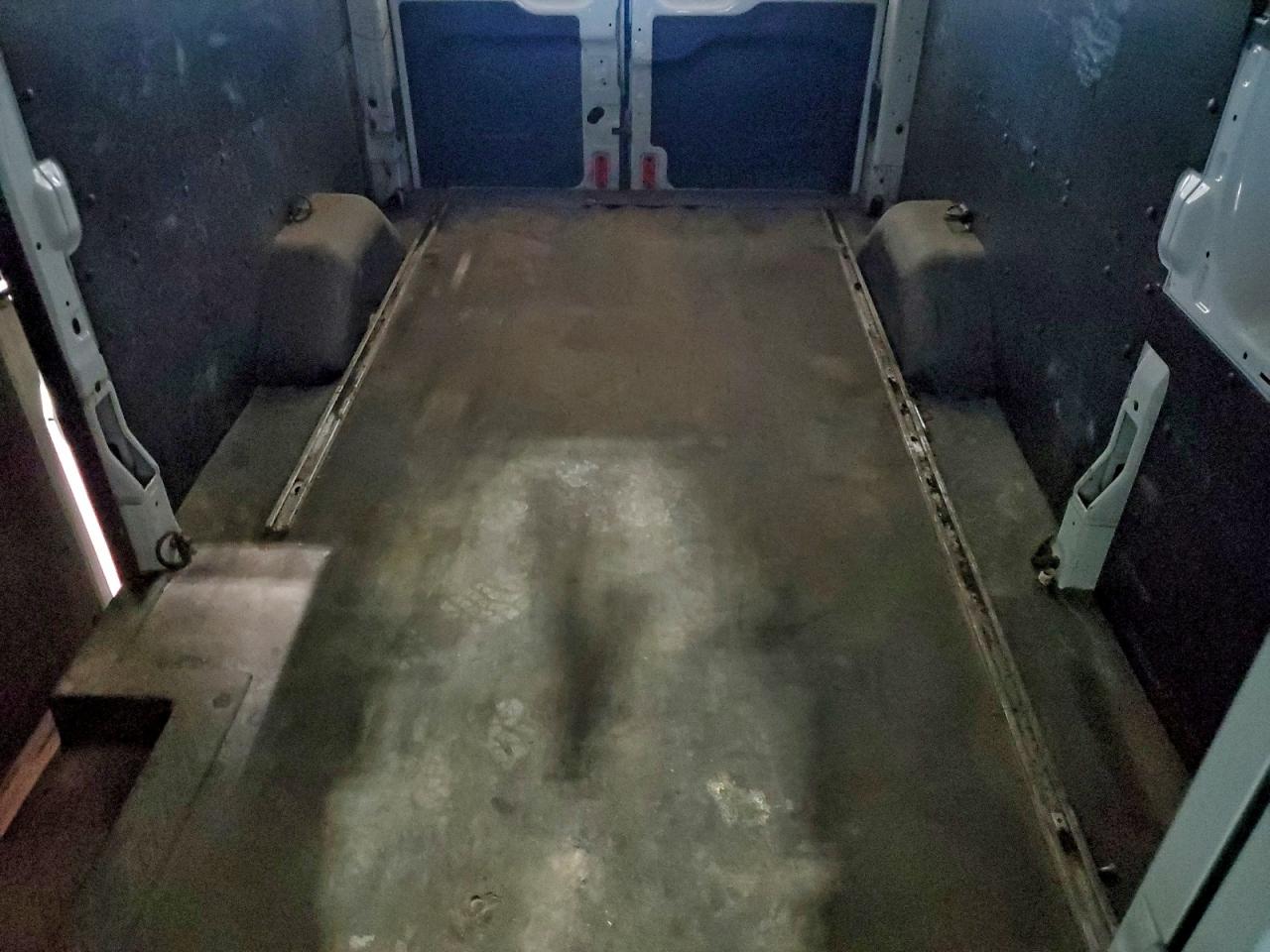 Ford Transit T-250 Image 10