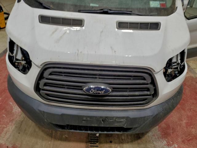 Ford Transit T-250 Image 11