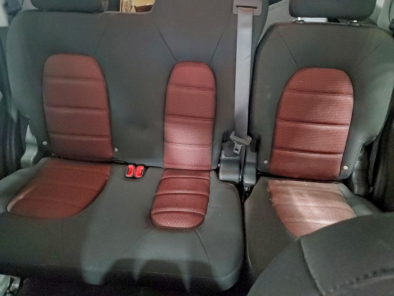 Ford Explorer Xlt Image 7