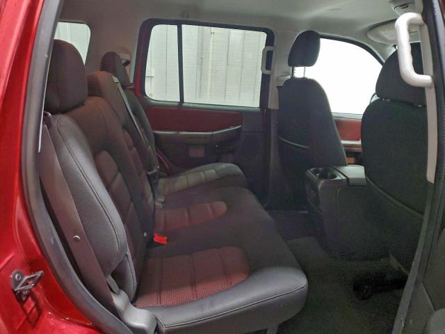 Ford Explorer Xlt Image 10