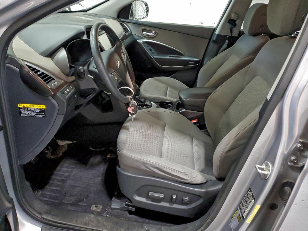 Hyundai SANTA FE Se Image 9