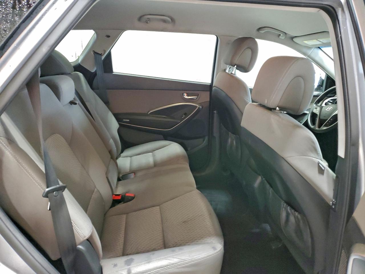 Hyundai SANTA FE Se Image 4