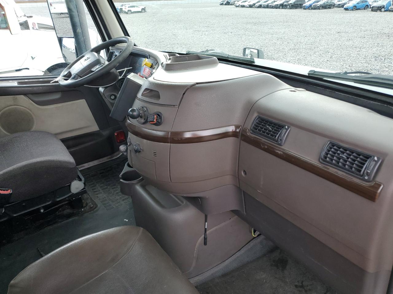 Volvo Vnl Vnl Image 9