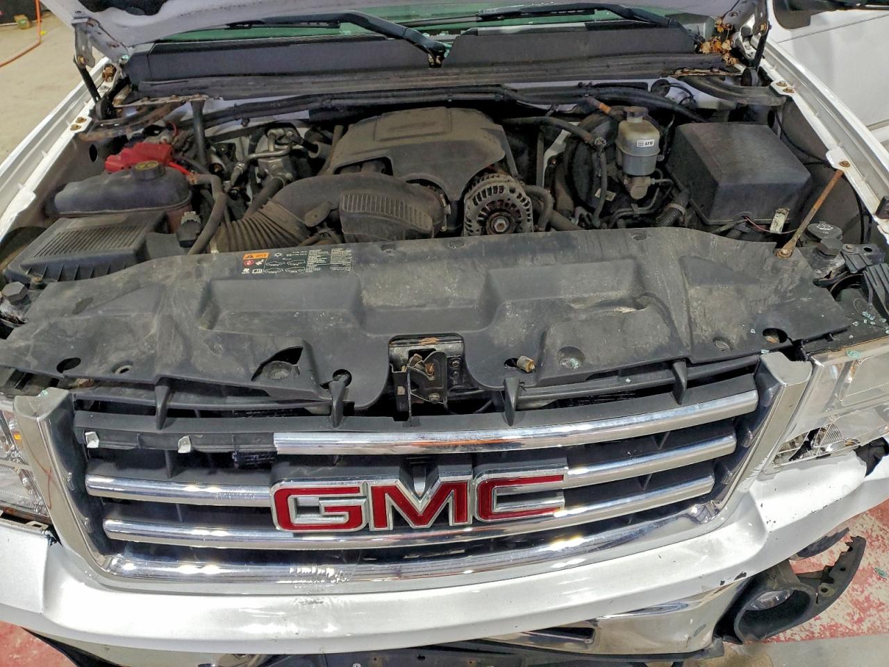 GMC Sierra K1500 Sle Image 11